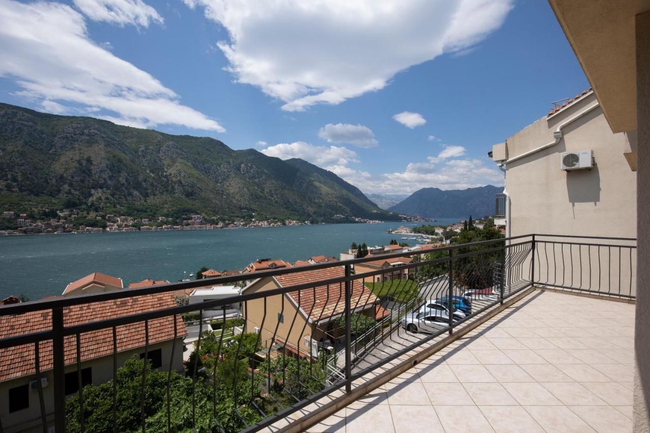 Point Of View Lägenhet Kotor Exteriör bild