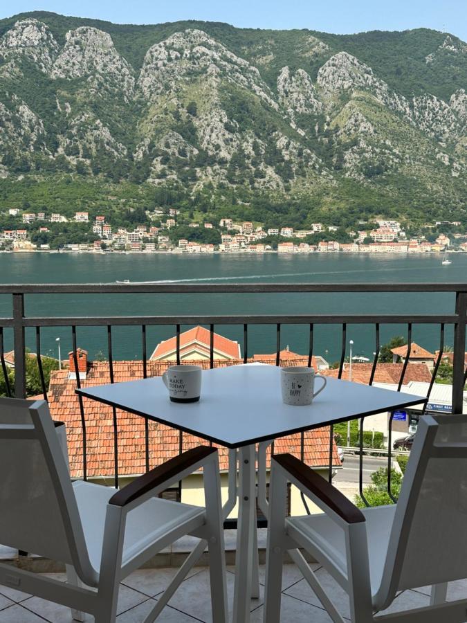 Point Of View Lägenhet Kotor Exteriör bild