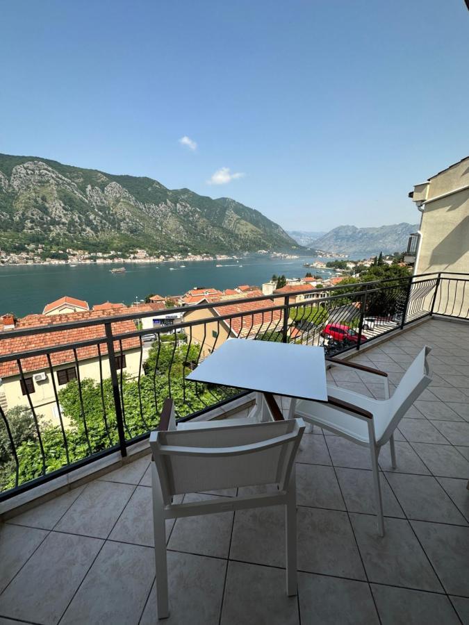 Point Of View Lägenhet Kotor Exteriör bild